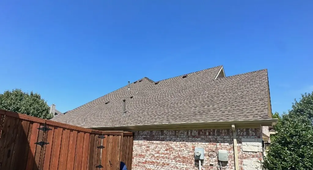 Completed roof replacement project in Tanglewilde